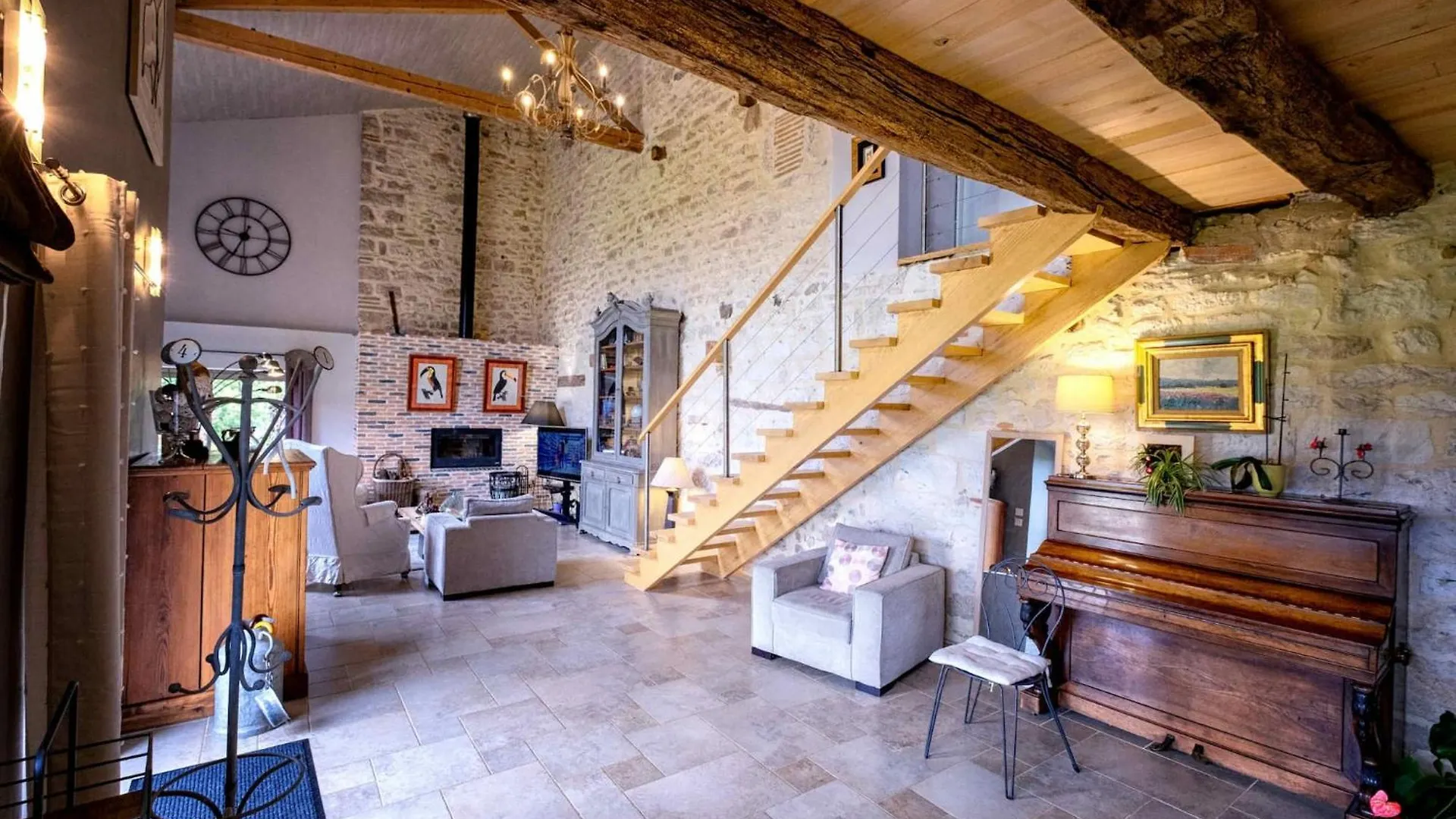 Casa Guillarmou - Evasion Enchantee Avec Piscine Chauffee, Spa & Clim - Vue Exceptionnelle Castelnau-de-Montmiral 0*,