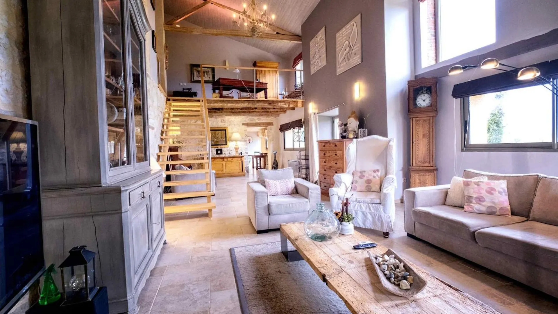 Tatil Evi Casa Guillarmou - Evasion Enchantee Avec Piscine Chauffee, Spa & Clim - Vue Exceptionnelle Castelnau-de-Montmiral Fransa