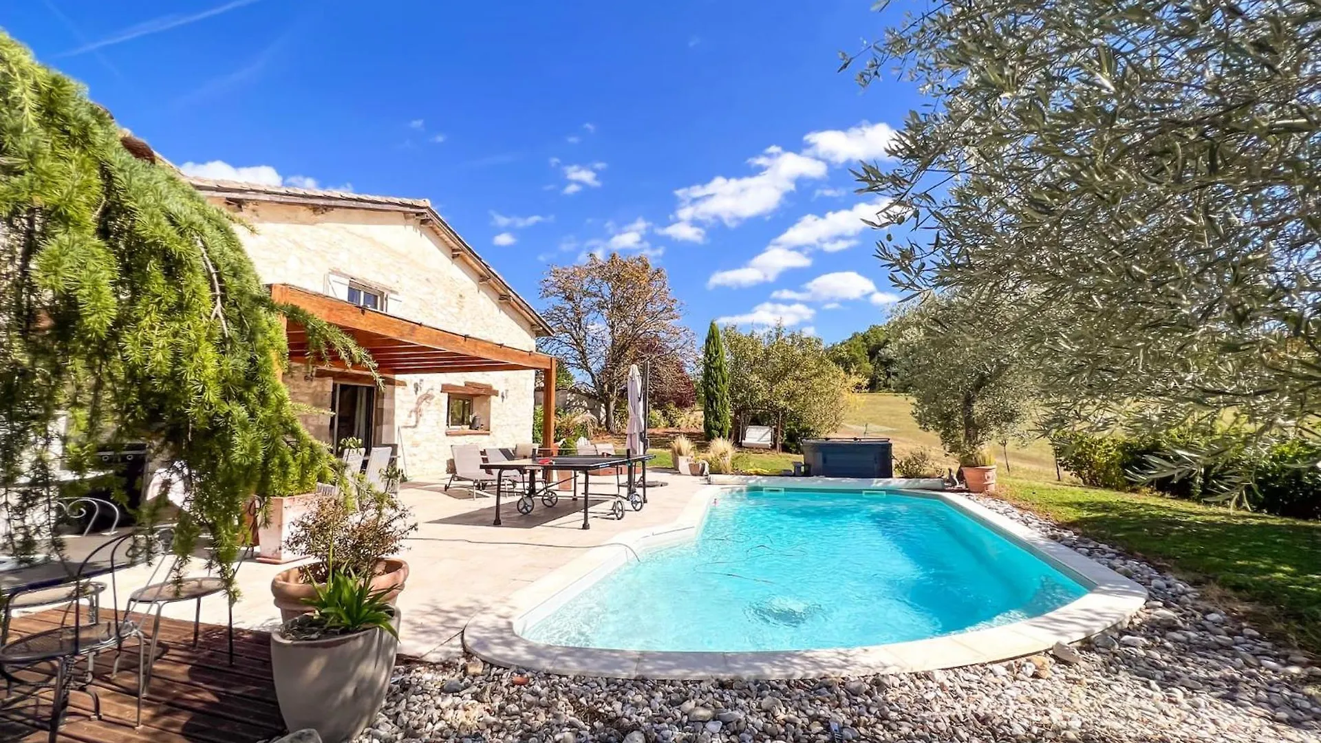 Casa Guillarmou - Evasion Enchantee Avec Piscine Chauffee, Spa & Clim - Vue Exceptionnelle Castelnau-de-Montmiral 0*,
